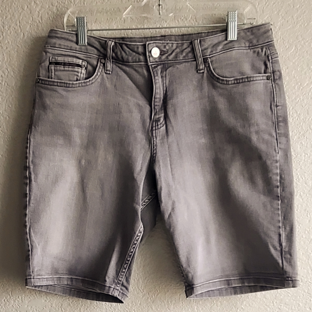 Calvin Klein size 12 city shorts in gray faded wash